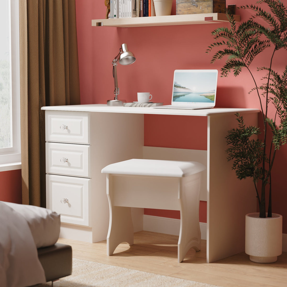 Balmoral Desk