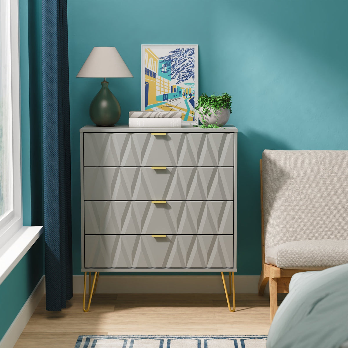 Diamond 4 Drawer Chest