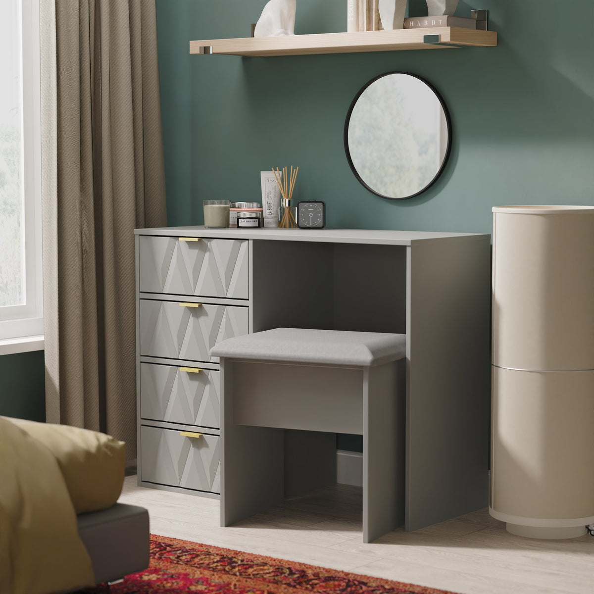 Diamond Desk
