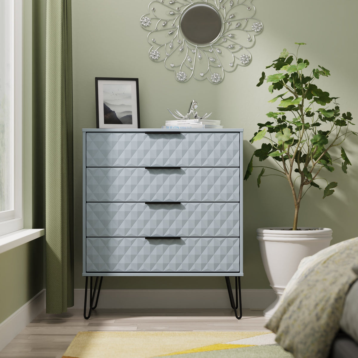 Harlequin 4 Drawer Chest