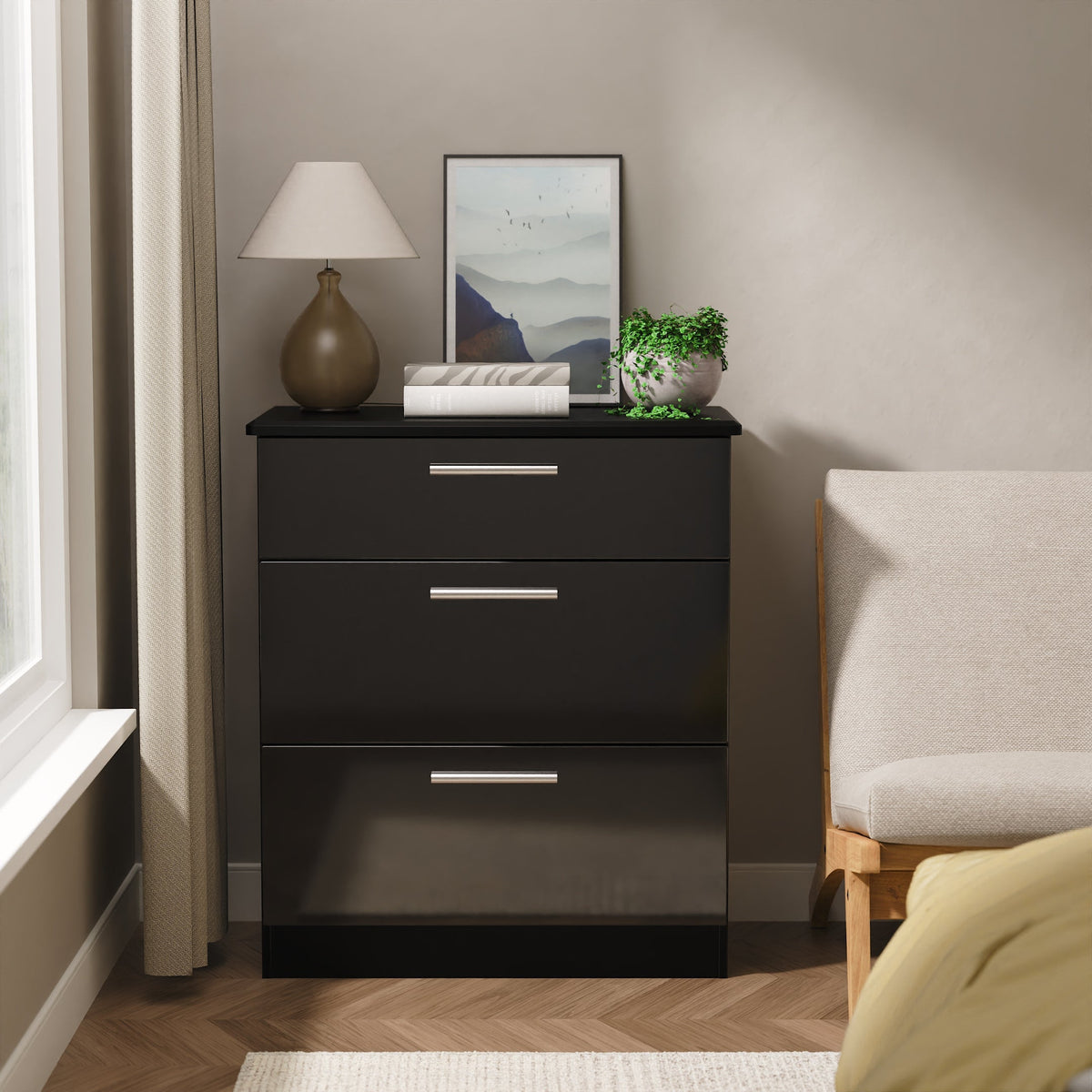 Knightsbridge 3 Drawer Deep Chest