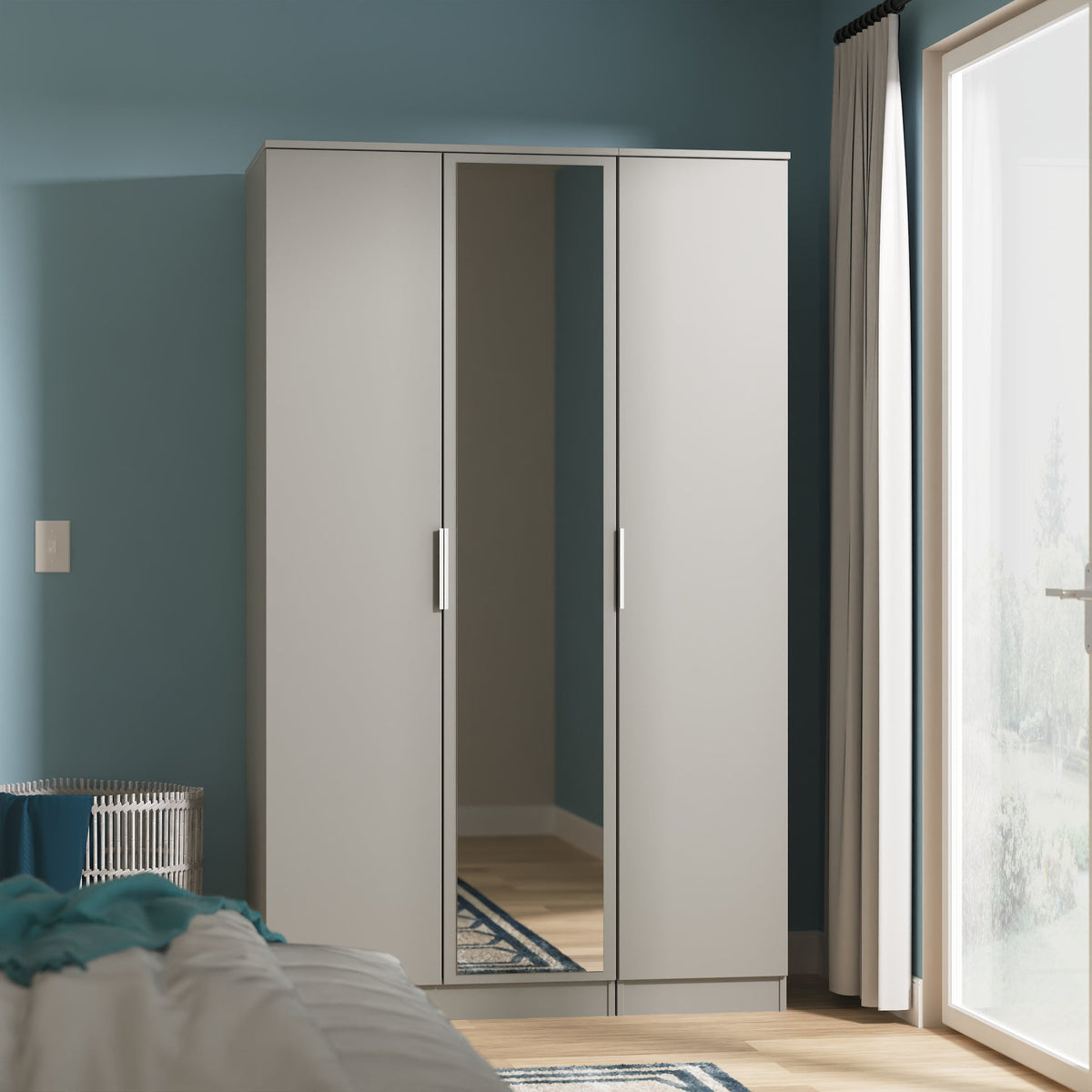 Plymouth Triple Mirror Robe