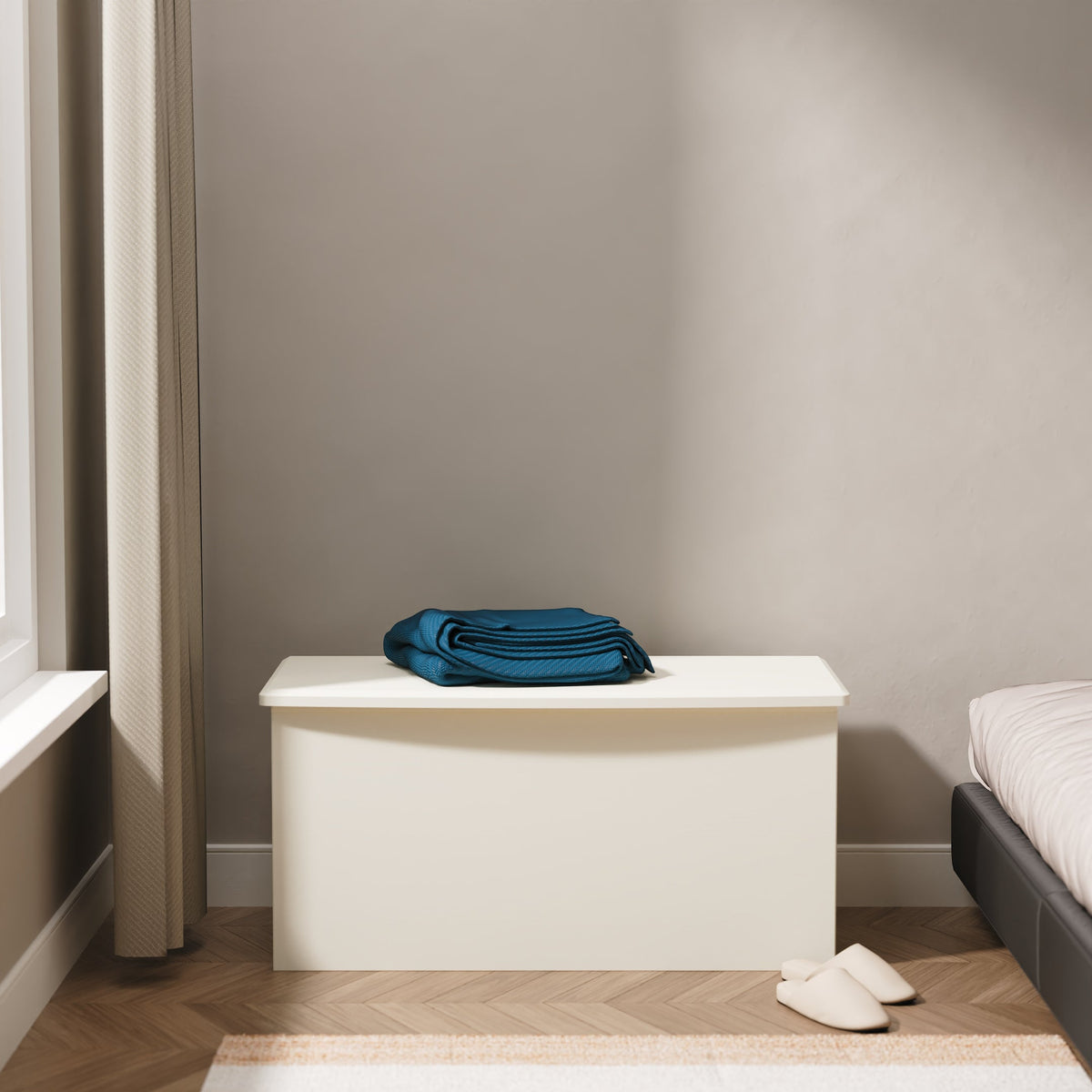 Victoria Blanket Box