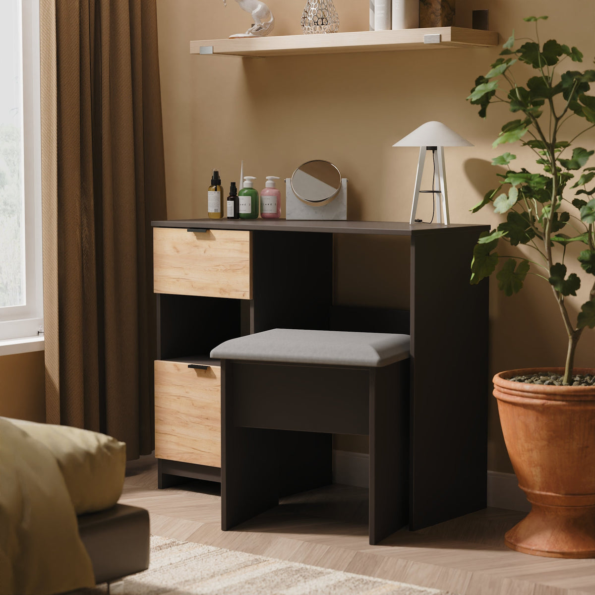 Bora Vanity With Shelf