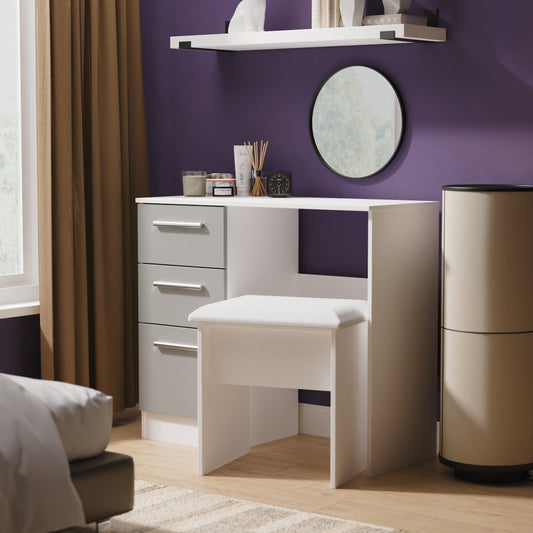 Contrast Vanity