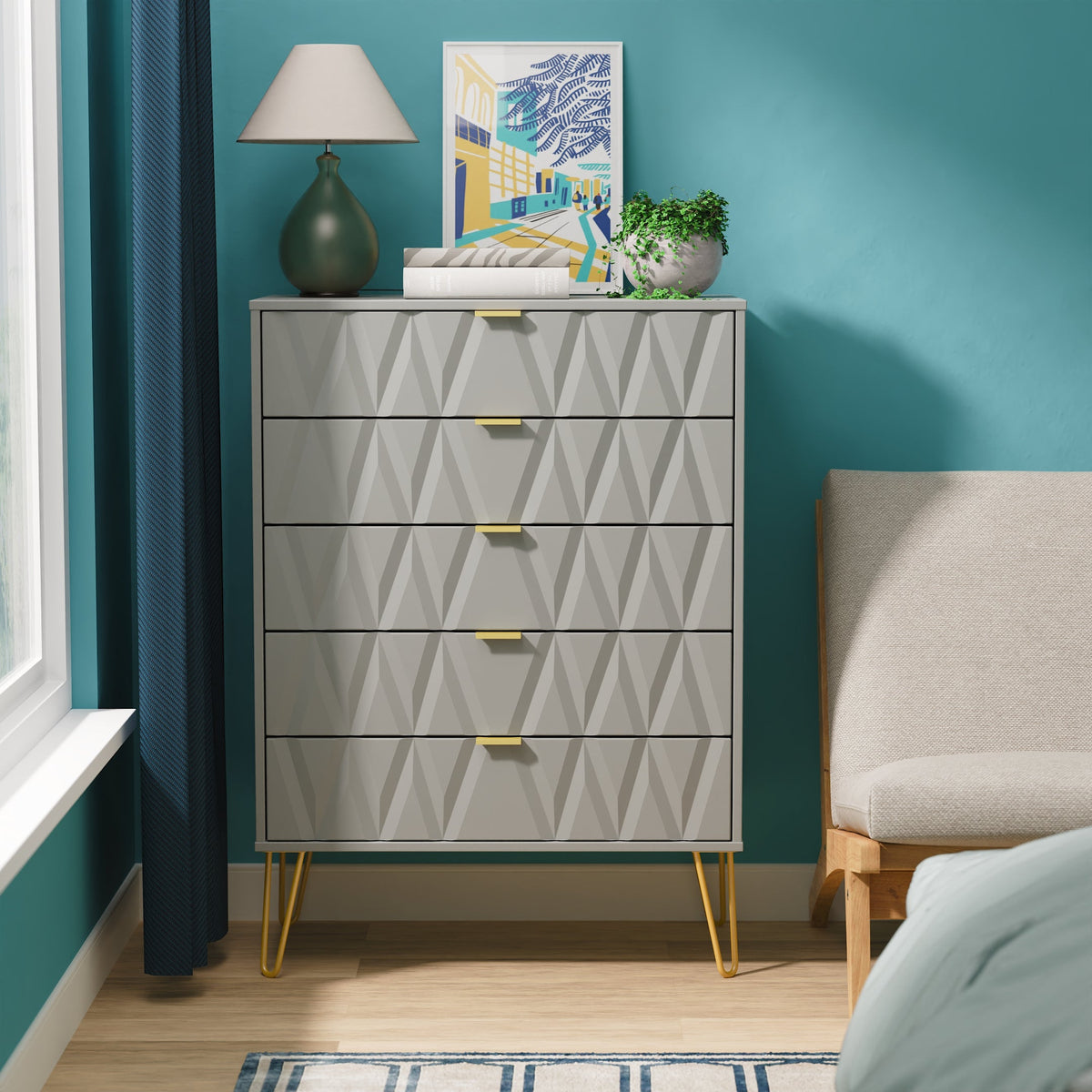 Diamond 5 Drawer Chest