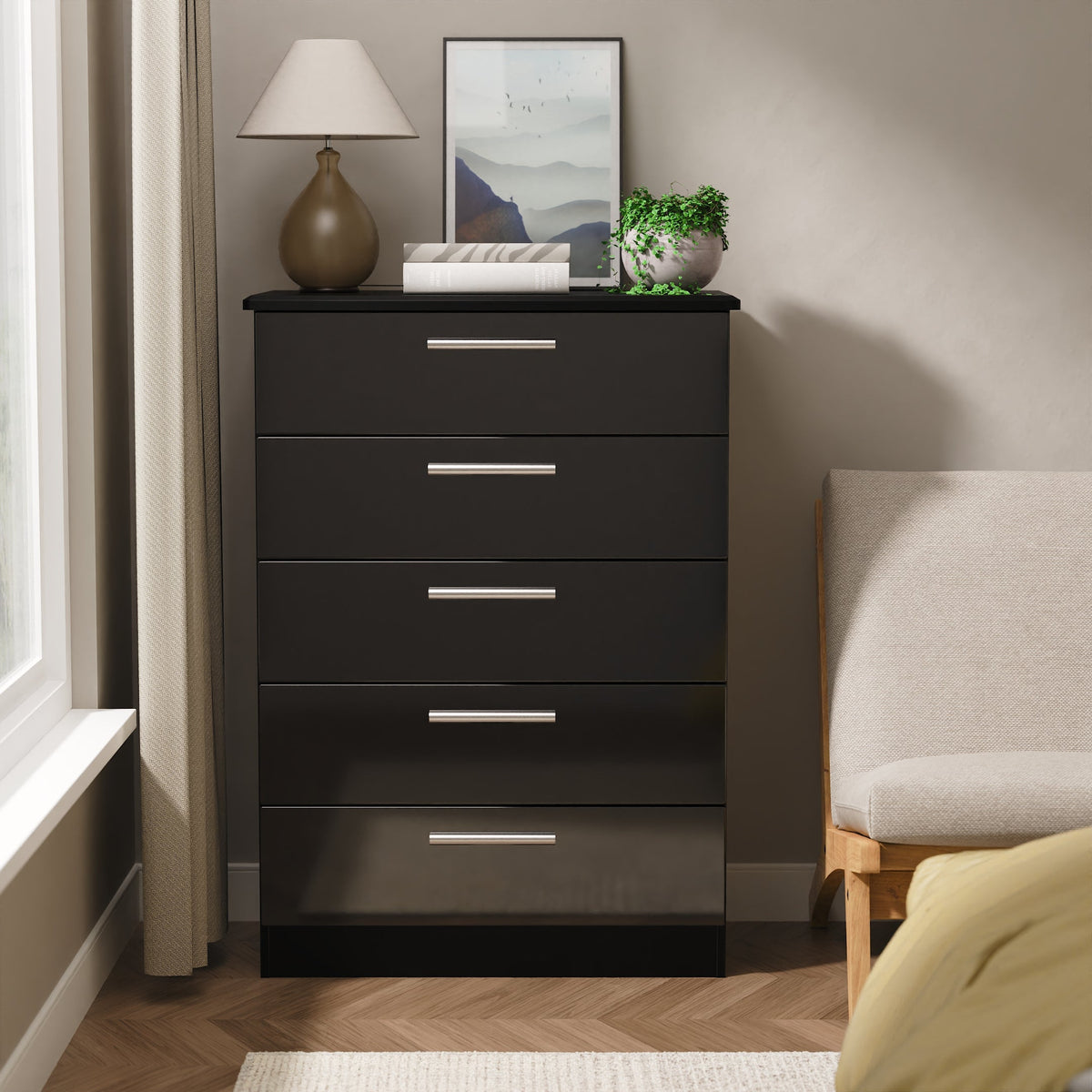 Knightsbridge 5 Drawer Chest