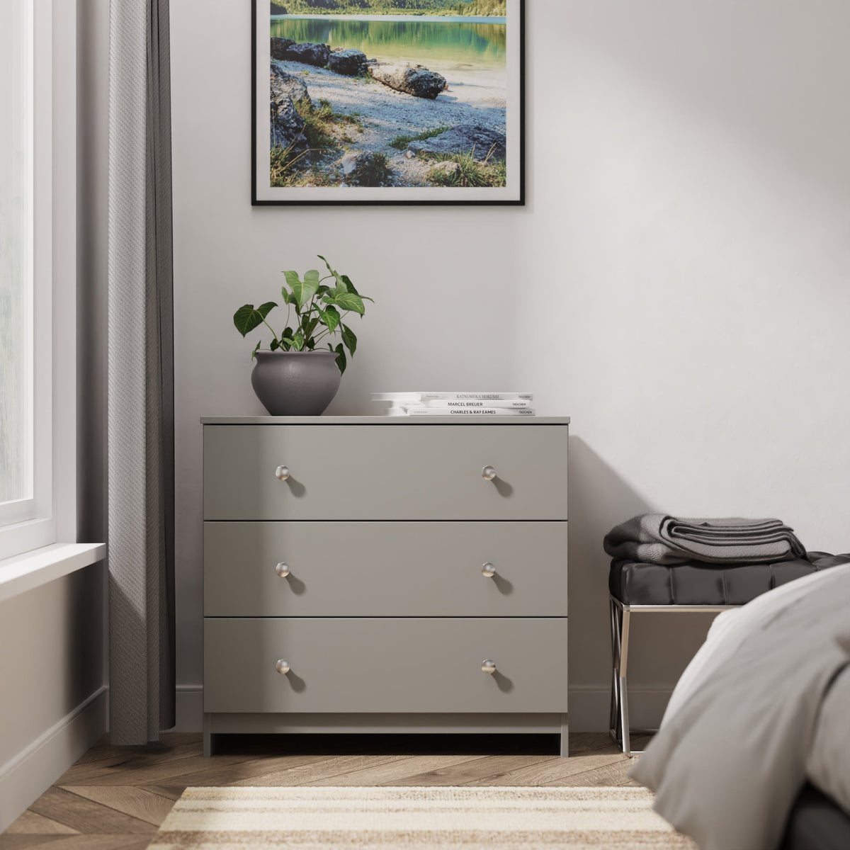 Yarmouth 3 Drawer Chest
